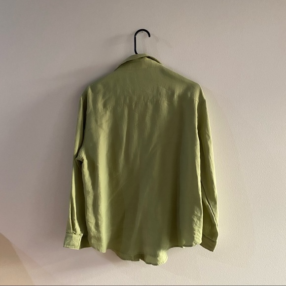 Green long sleeve button up - Picture 2 of 3